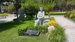 孙礼仁纪念碑落成：以《思索》之名，传承艺术之魂