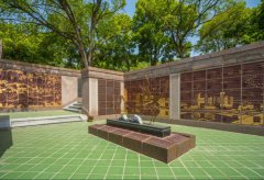 铜韵镌永：墓园美学的金属诗篇