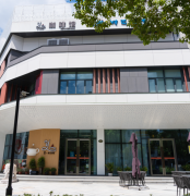 叮咚，Y·CAFE请您领取十月惊喜~