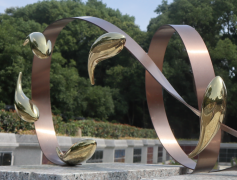 铜艺重生：碑雕与殡葬中的永恒之美